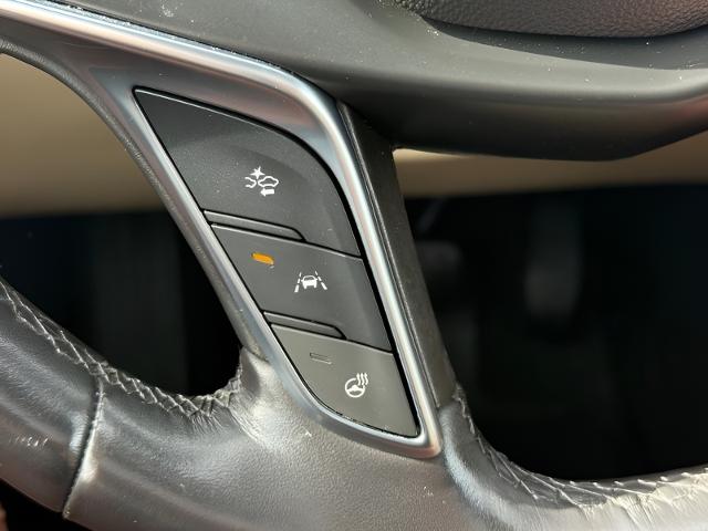 2018 Cadillac XT5 Vehicle Photo in MADISON, WI 53713-3220