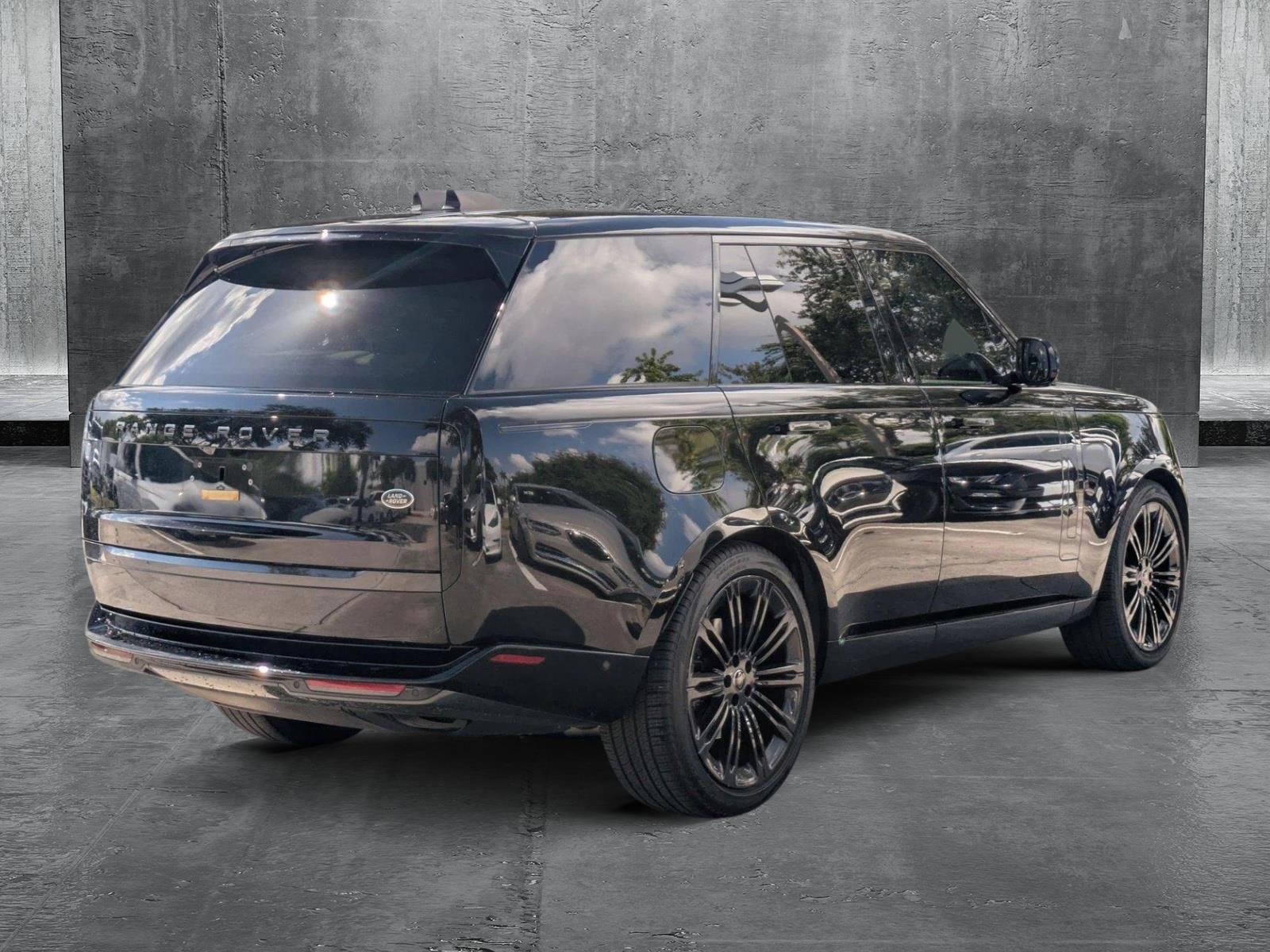 2023 Land Rover Range Rover Vehicle Photo in Coconut Creek, FL 33073