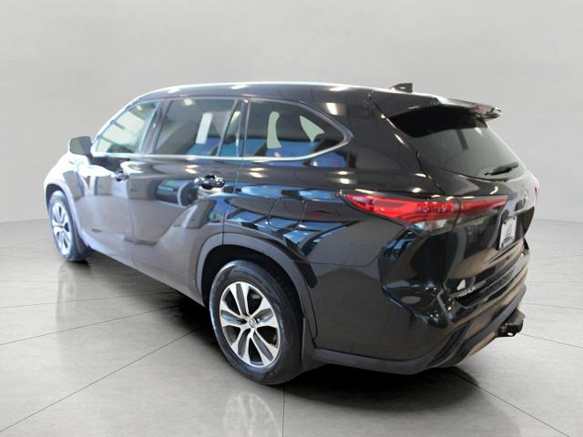 2021 Toyota Highlander Vehicle Photo in Green Bay, WI 54304