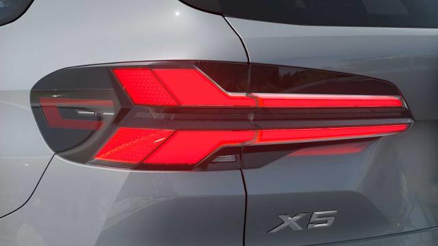2026 BMW X5 xDrive40i Vehicle Photo in GRAPEVINE, TX 76051