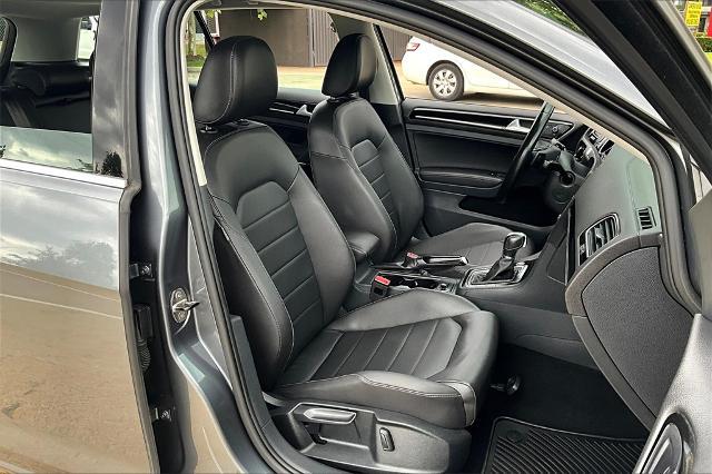 2015 Volkswagen Golf SportWagen Vehicle Photo in Houston, TX 77007