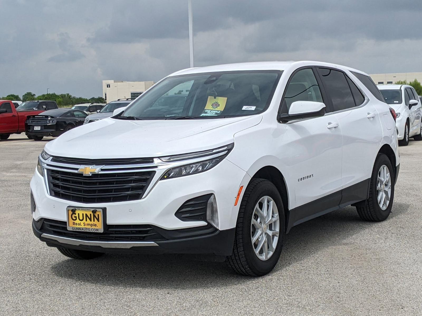 2024 Chevrolet Equinox Vehicle Photo in Seguin, TX 78155