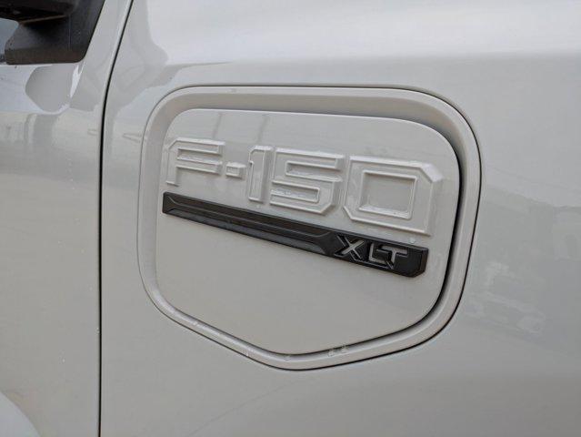 2023 Ford F-150 Lightning Vehicle Photo in SELMA, TX 78154-1460