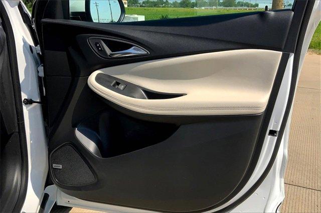 2024 Buick Encore GX Vehicle Photo in TOPEKA, KS 66609-0000