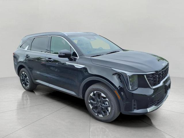 2025 Kia Sorento Vehicle Photo in Oshkosh, WI 54904