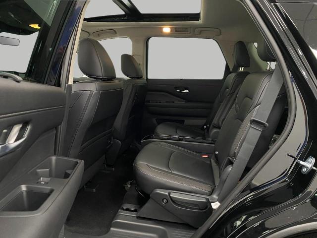 2025 Nissan Pathfinder Vehicle Photo in Appleton, WI 54913