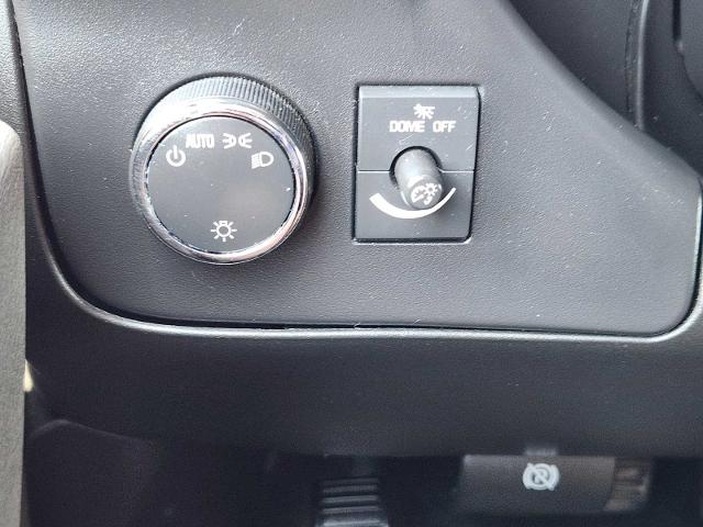 2015 Chevrolet Express Passenger Vehicle Photo in DENTON, TX 76210-9321