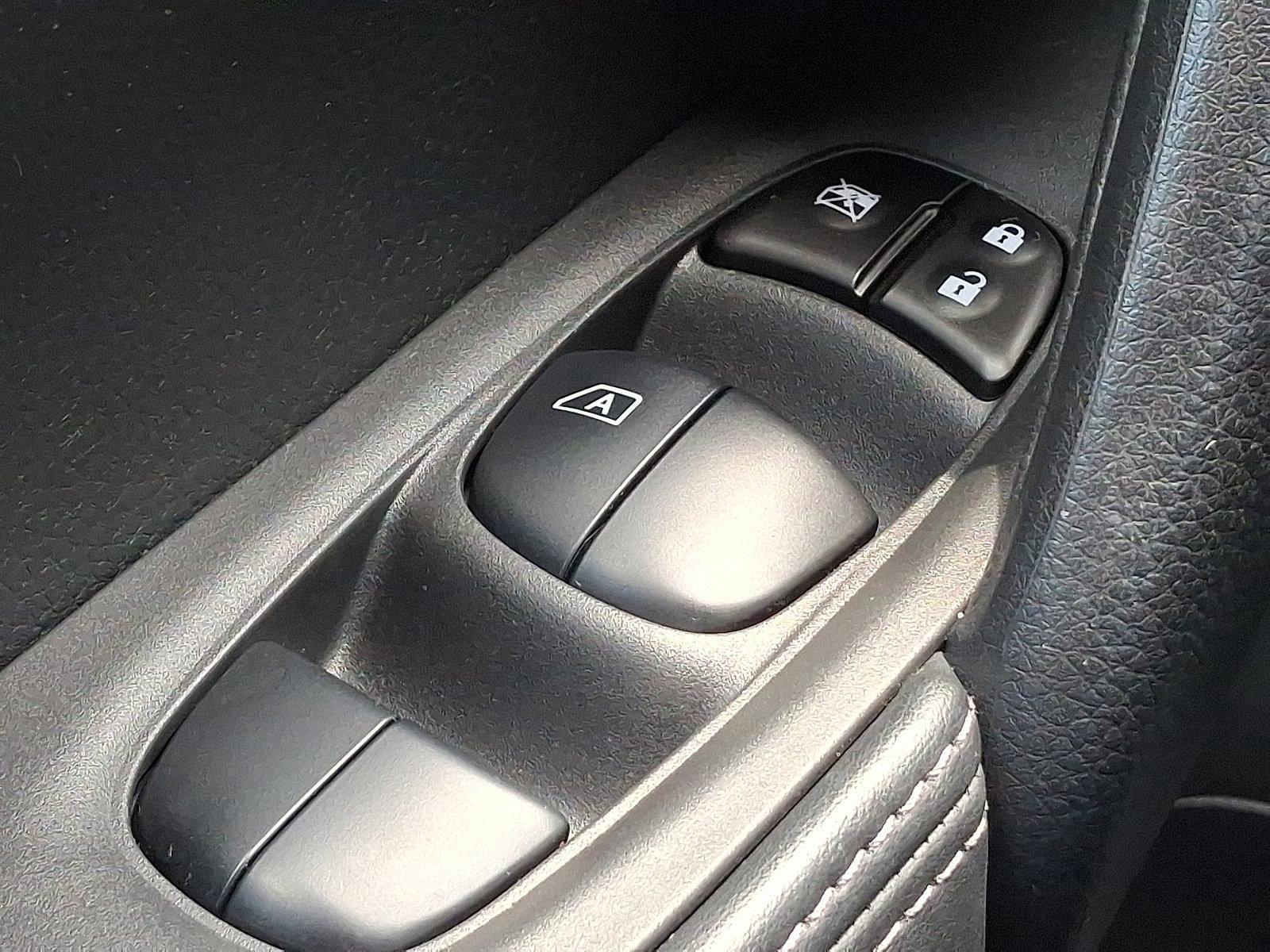 2022 Nissan Rogue Sport Vehicle Photo in Harrisburg, PA 17111-1033