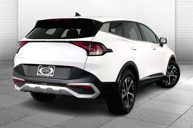 2023 Kia Sportage Vehicle Photo in Lees Summit, MO 64086