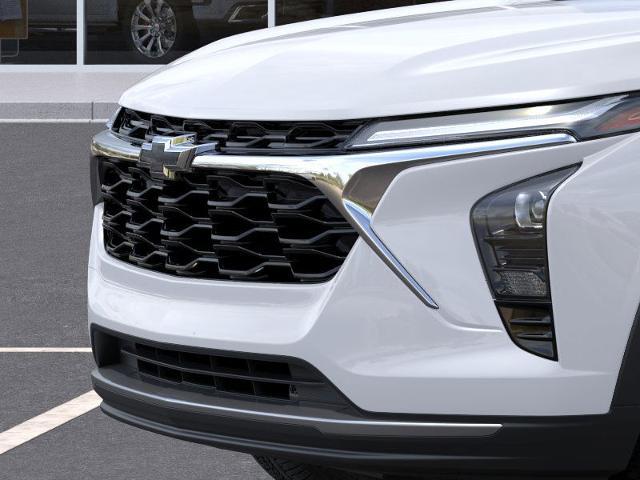2025 Chevrolet Trax Vehicle Photo in Roslyn, NY 11576