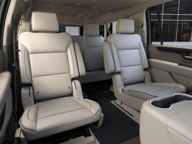 2025 GMC Yukon XL Vehicle Photo in PUYALLUP, WA 98371-4149