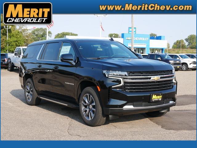 2024 Chevrolet Suburban Vehicle Photo in MAPLEWOOD, MN 55119-4794