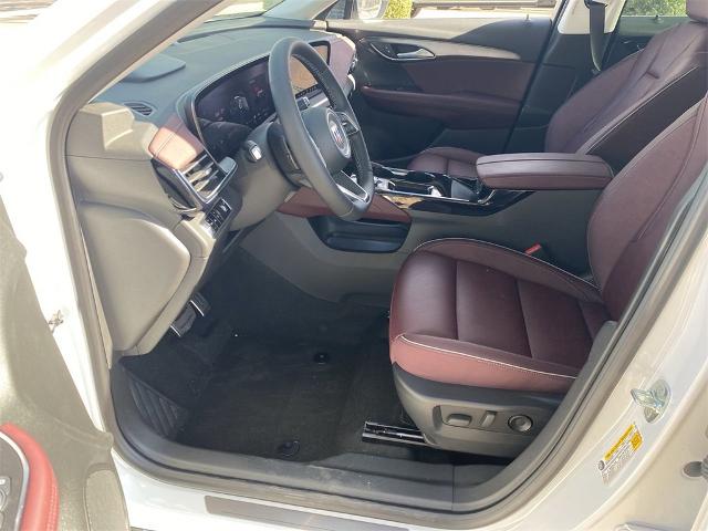 2025 Buick Envision Vehicle Photo in GOODYEAR, AZ 85338-1310