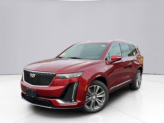 2025 Cadillac XT6 Vehicle Photo in LEOMINSTER, MA 01453-2952