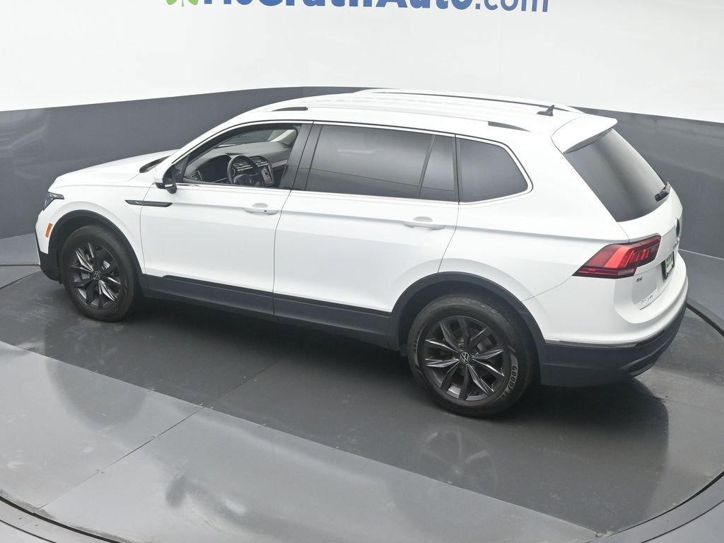 2022 Volkswagen Tiguan Vehicle Photo in Marion, IA 52302
