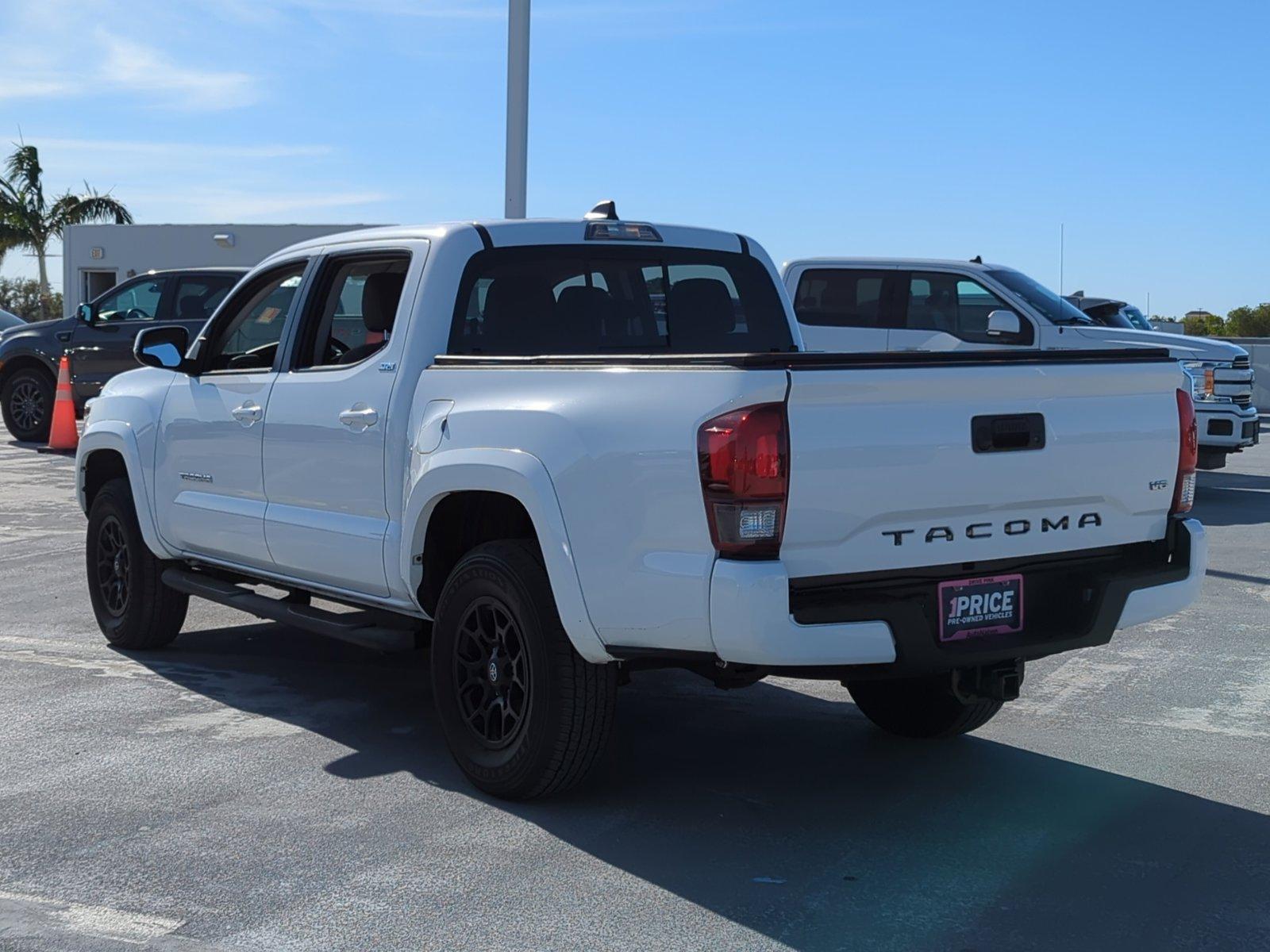 2022 Toyota Tacoma 2WD Vehicle Photo in Ft. Myers, FL 33907