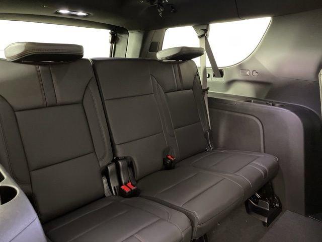 2025 Chevrolet Suburban Vehicle Photo in PHOENIX, AZ 85014-3381