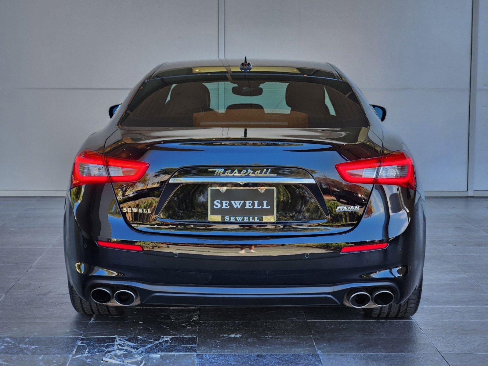 2018 Maserati Ghibli Vehicle Photo in HOUSTON, TX 77079-1502