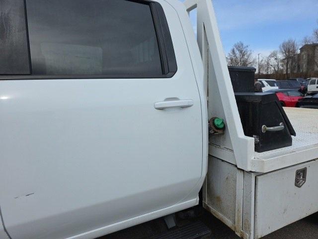 2022 Chevrolet Silverado 3500 HD CC Vehicle Photo in ENGLEWOOD, CO 80113-6708