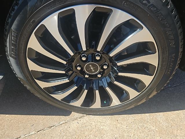 2022 Lincoln Navigator Vehicle Photo in Oklahoma City, OK 73114
