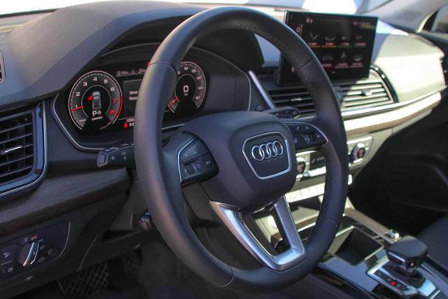 2024 Audi Q5 Vehicle Photo in SUGAR LAND, TX 77478