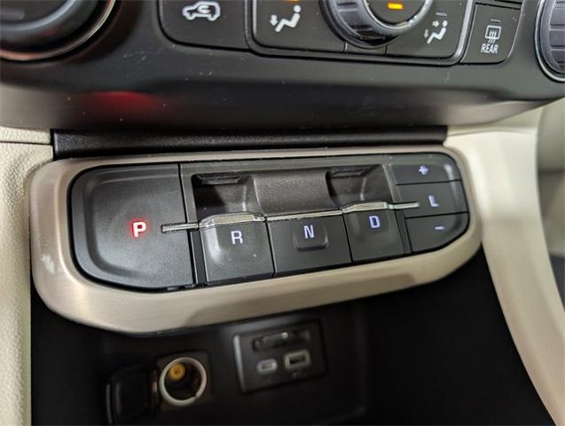 2023 GMC Acadia Vehicle Photo in ENGLEWOOD, CO 80113-6708