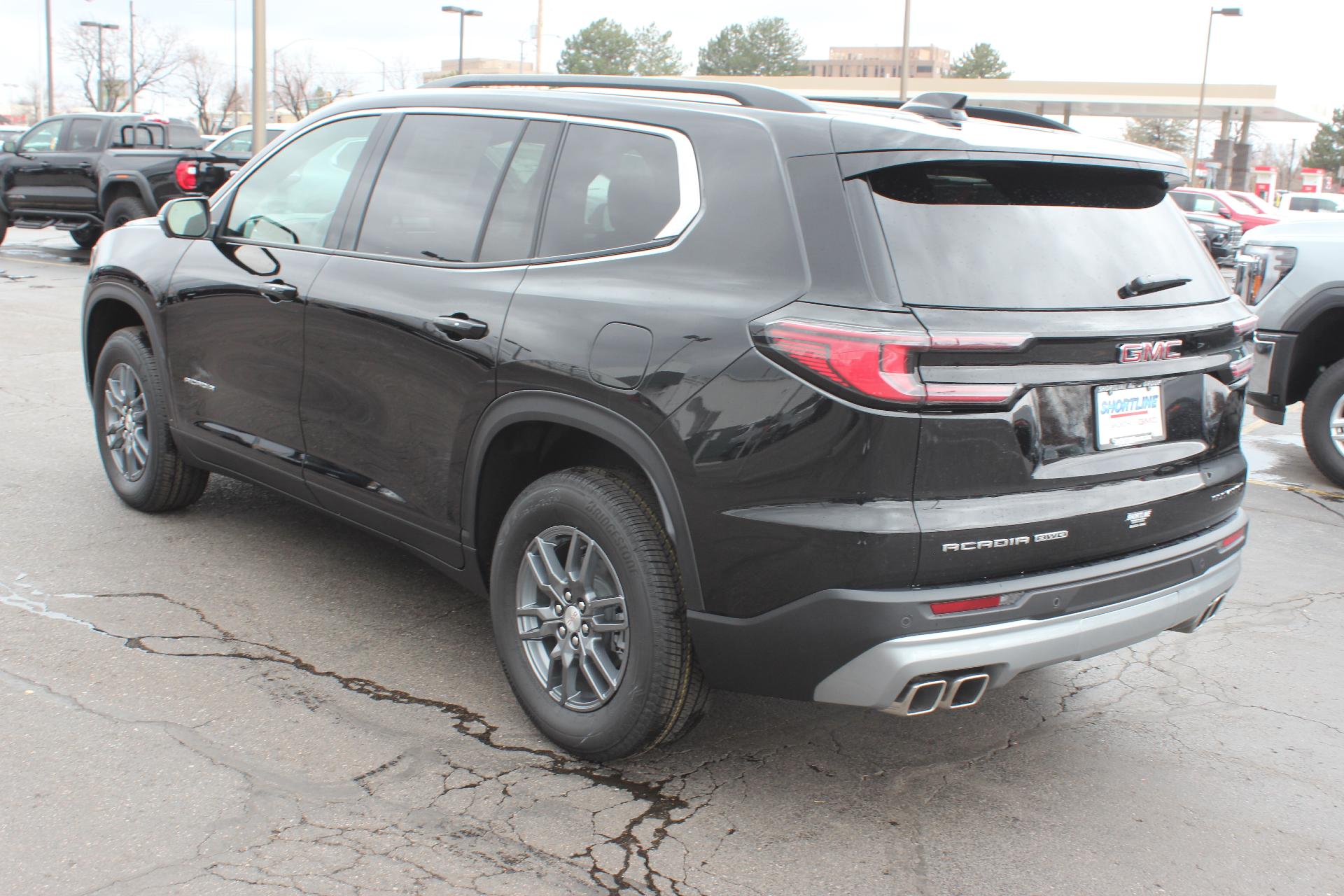 2025 GMC Acadia Vehicle Photo in AURORA, CO 80012-4011