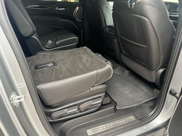 2024 Cadillac Escalade ESV Vehicle Photo in San Antonio, TX 78230-1001