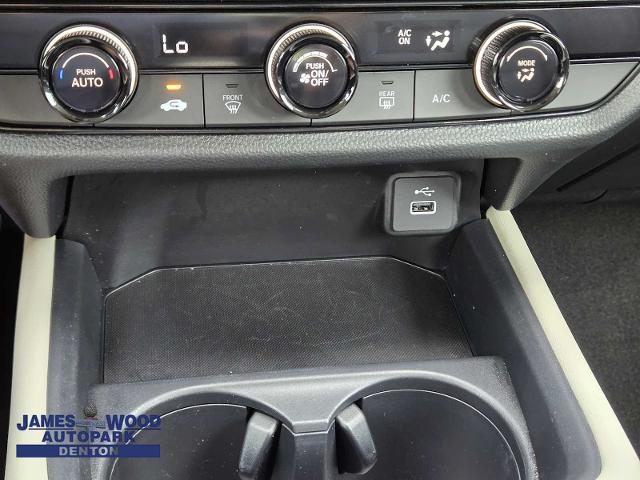 2024 Honda HR-V Vehicle Photo in DENTON, TX 76210-9321