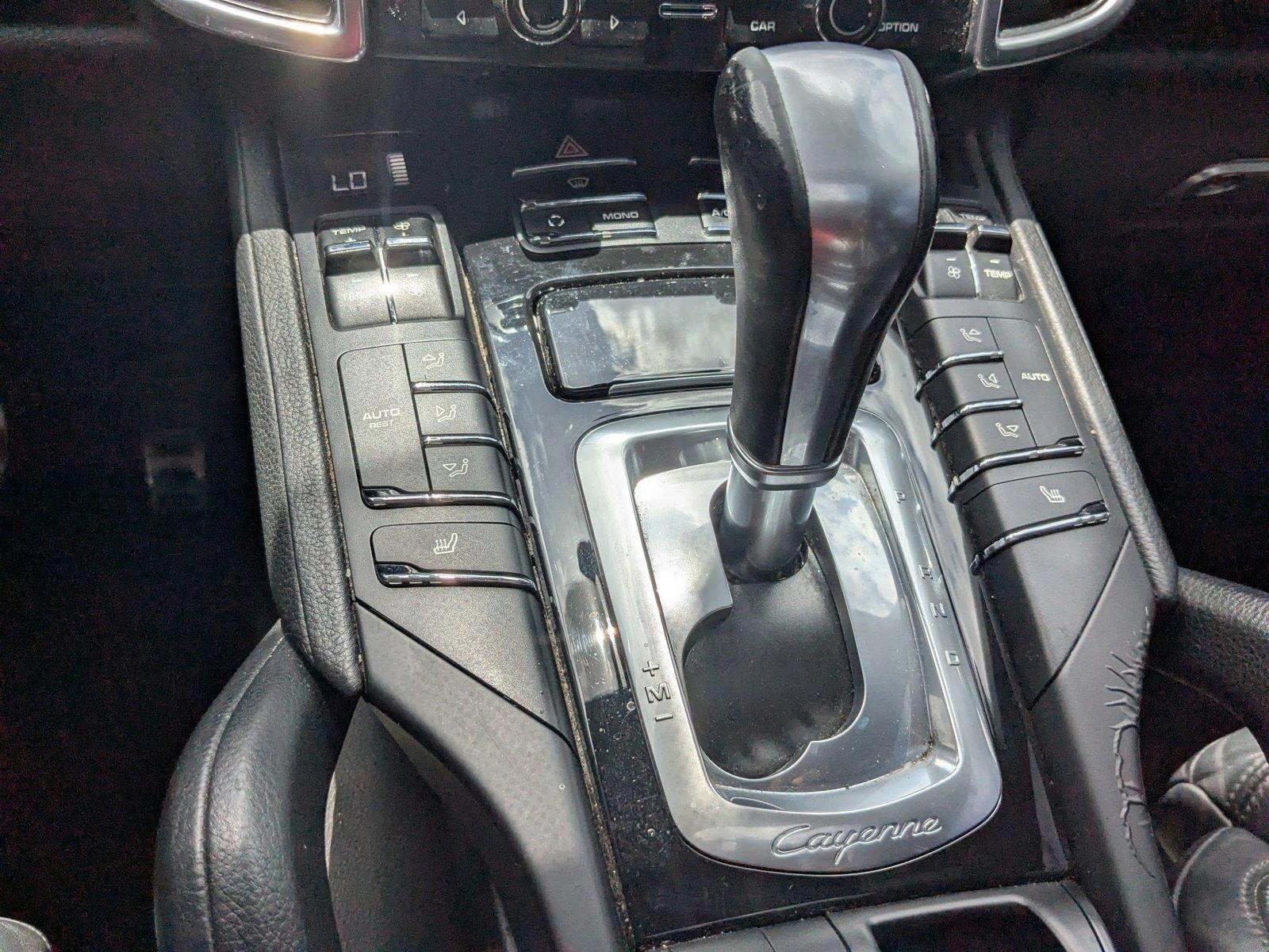 2012 Porsche Cayenne Vehicle Photo in PEMBROKE PINES, FL 33024-6534