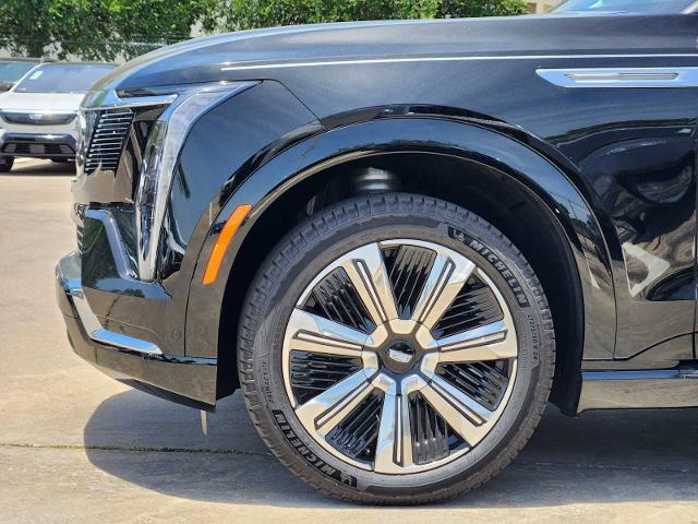 2025 Cadillac Escalade IQ Vehicle Photo in HOUSTON, TX 77079