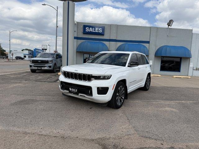 2023 Jeep Grand Cherokee Vehicle Photo in Ogallala, NE 69153