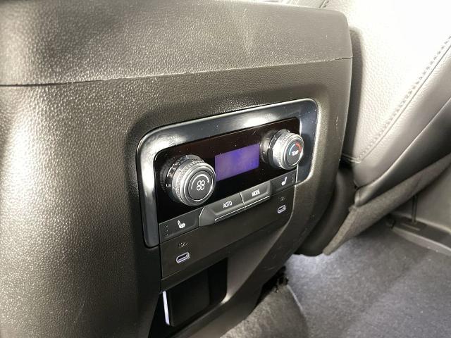 2025 GMC Yukon Vehicle Photo in GILBERT, AZ 85297-0402