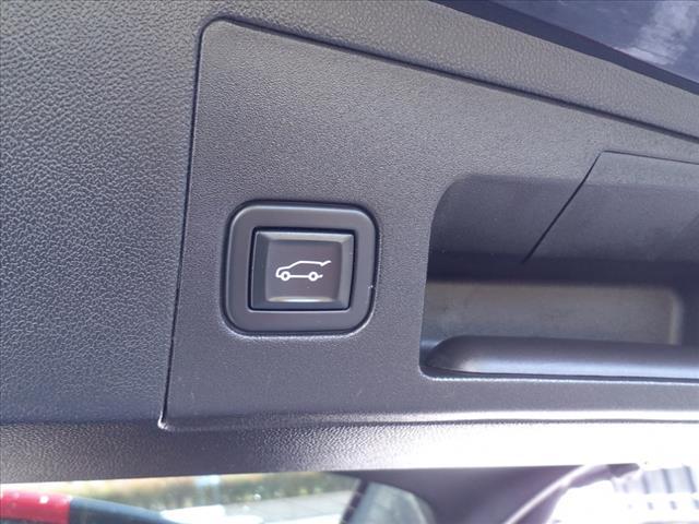 2021 Cadillac XT5 Vehicle Photo in SMITHTOWN, NY 11787-5023