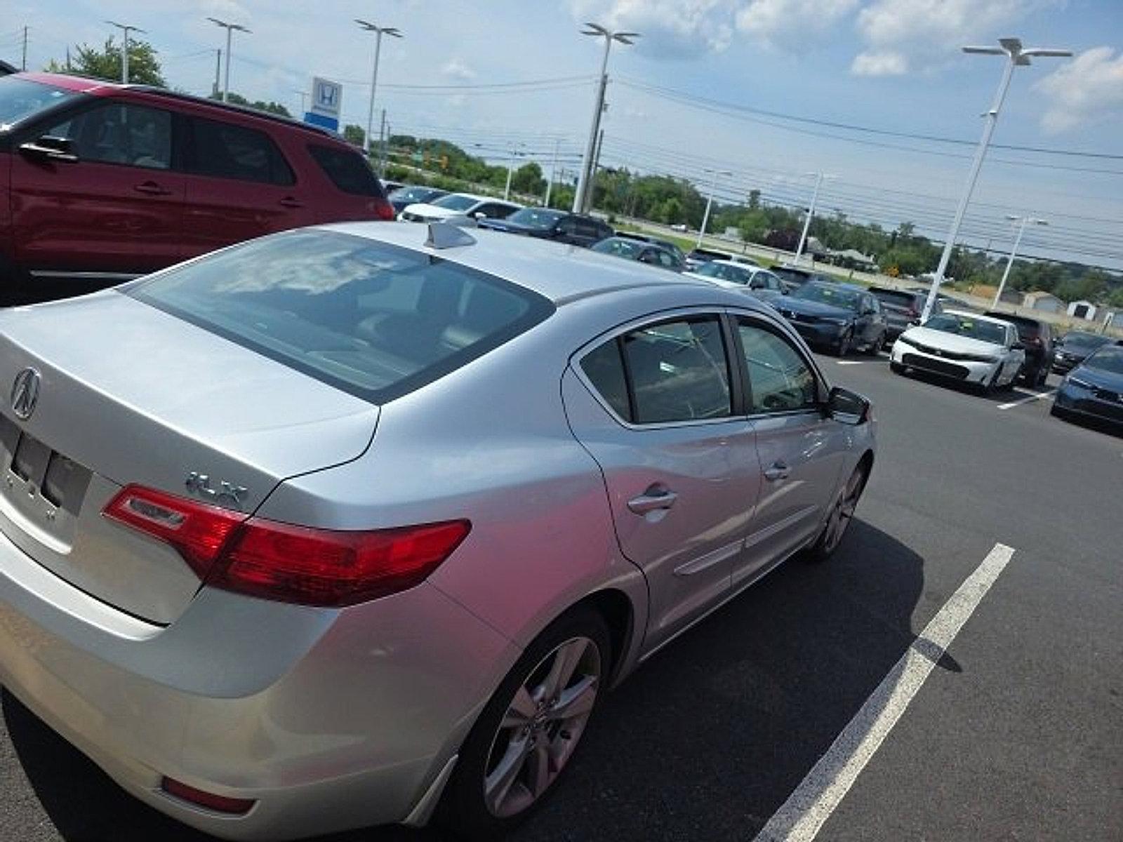 2013 Acura ILX Vehicle Photo in Harrisburg, PA 17111