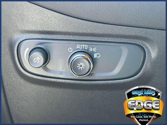 2022 Chevrolet Equinox Vehicle Photo in Roslyn, NY 11576