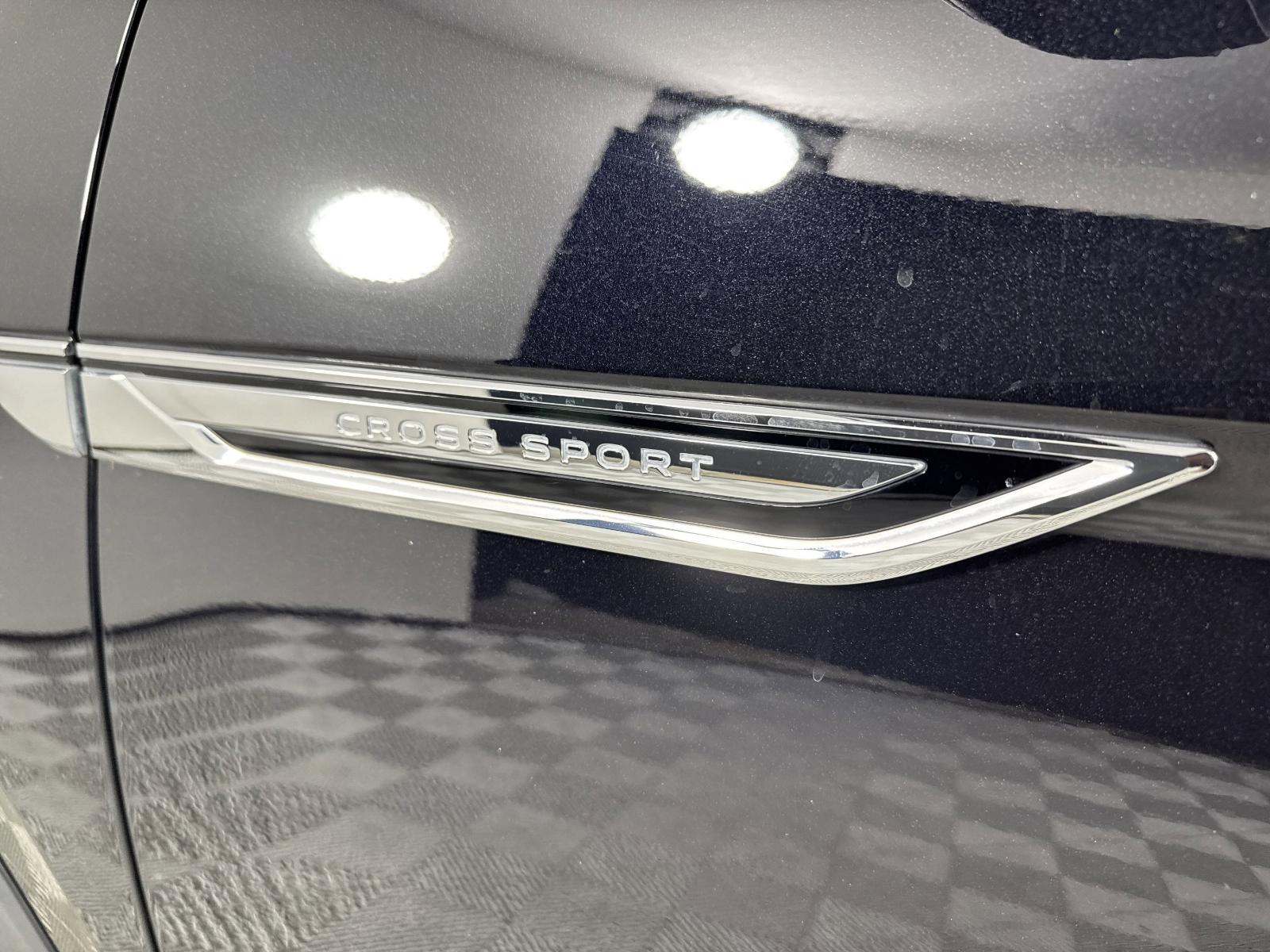 2024 Volkswagen Atlas Cross Sport Vehicle Photo in Georgetown, TX 78626
