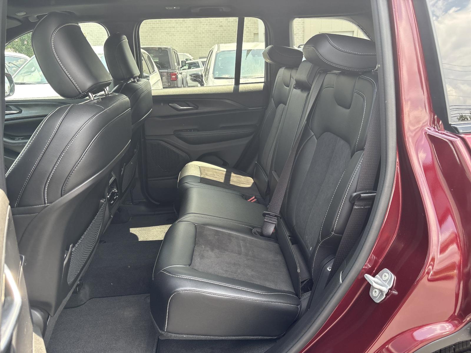 2025 Jeep Grand Cherokee Vehicle Photo in Mechanicsburg, PA 17050-1707