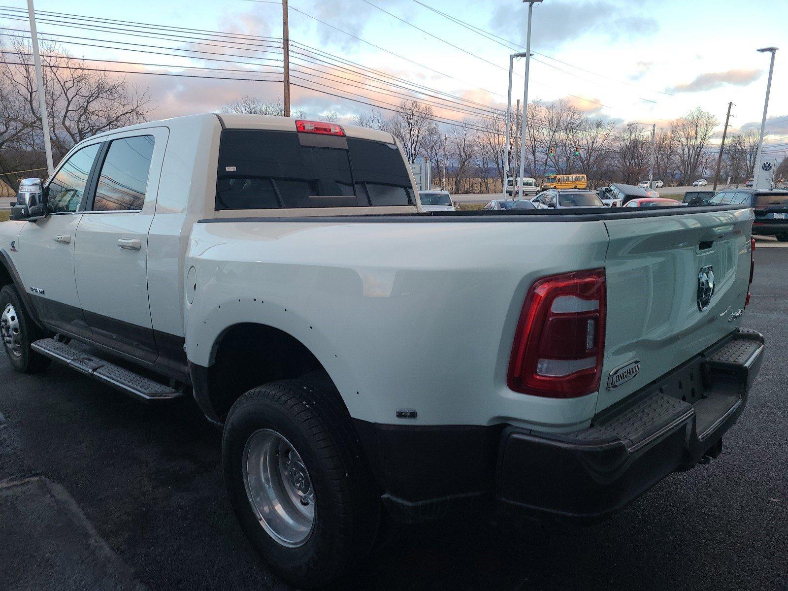 2024 Ram 3500 Vehicle Photo in Mechanicsburg, PA 17050-1707