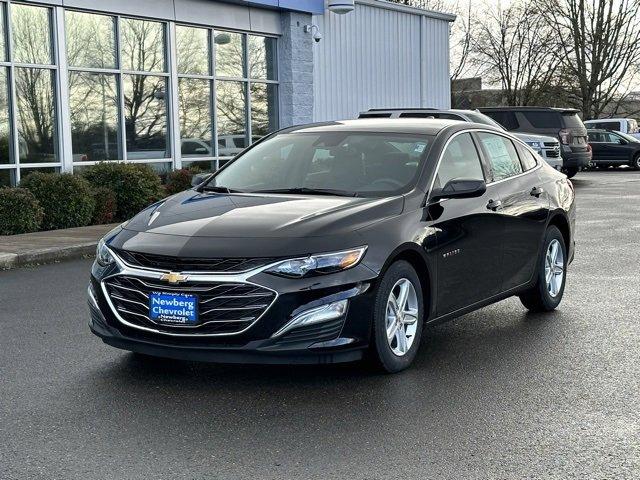 2024 Chevrolet Malibu Vehicle Photo in NEWBERG, OR 97132-1927