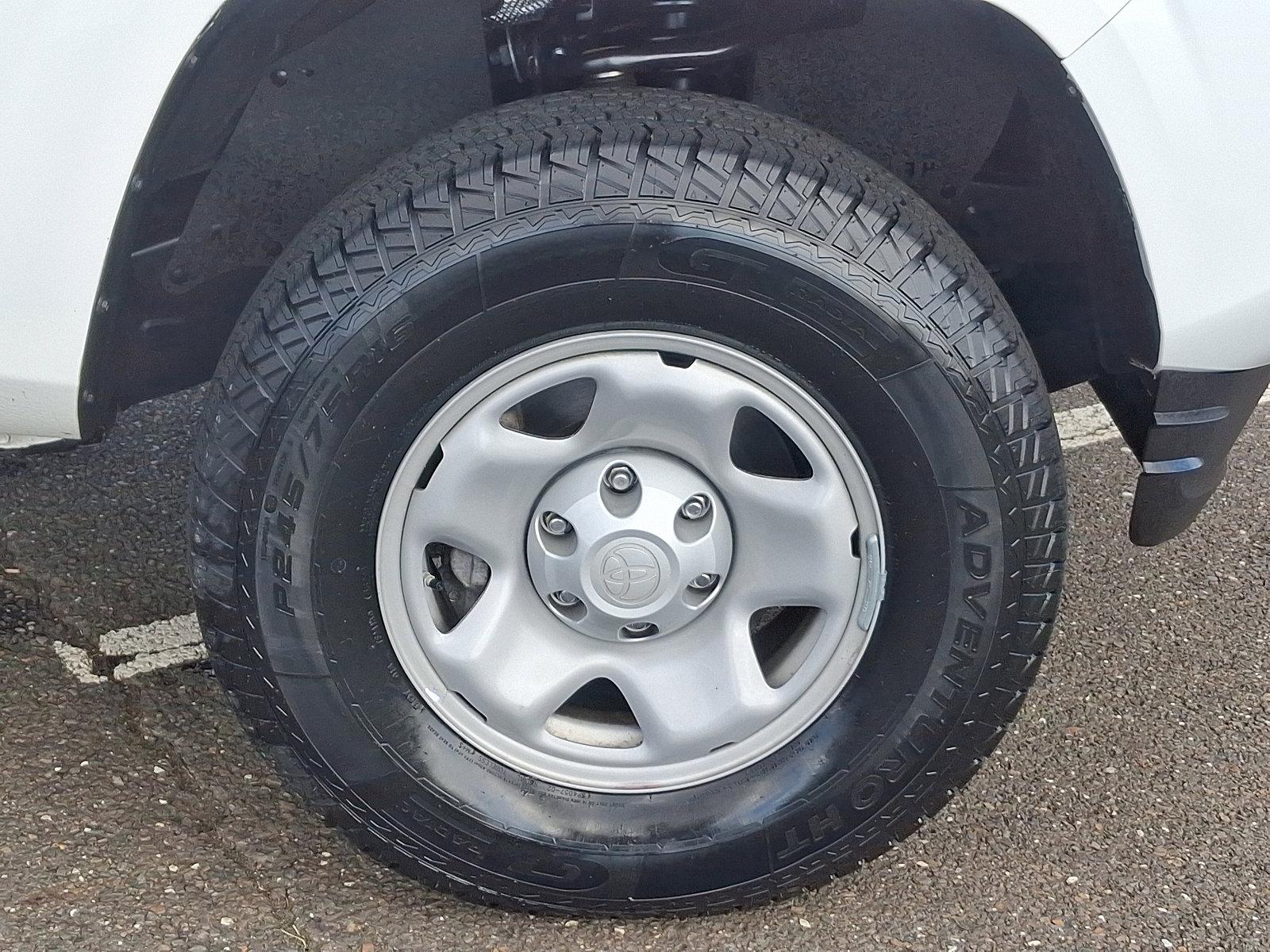 2022 Toyota Tacoma 4WD Vehicle Photo in Trevose, PA 19053