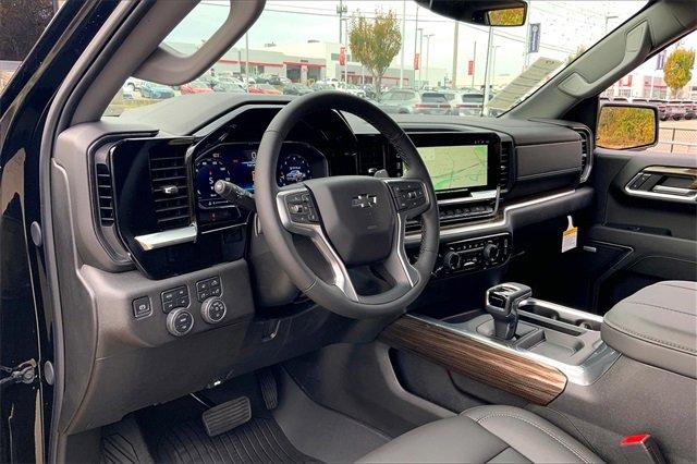 2024 Chevrolet Silverado 1500 Vehicle Photo in TOPEKA, KS 66609-0000