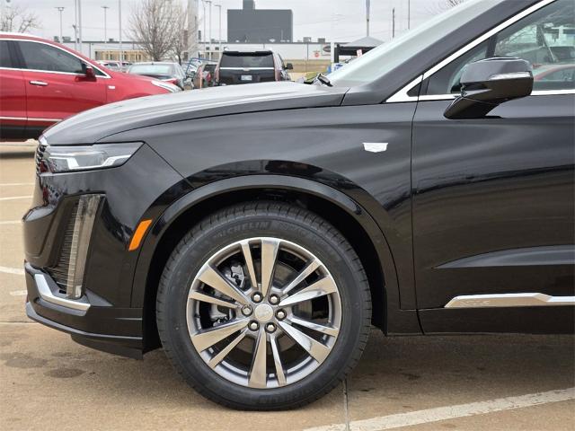 2025 Cadillac XT6 Vehicle Photo in Oklahoma City, OK 73114