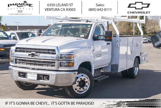 2023 Chevrolet Silverado Chassis Cab Vehicle Photo in VENTURA, CA 93003-8585