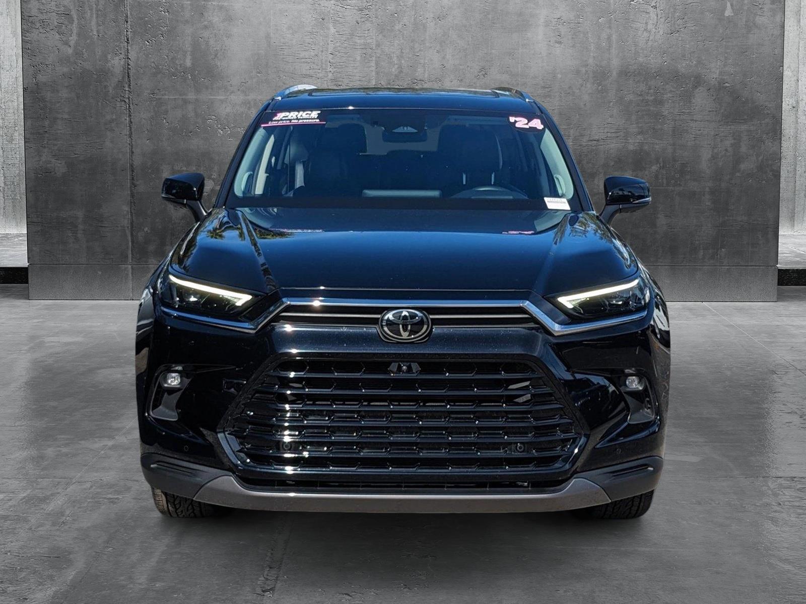 2024 Toyota Grand Highlander Vehicle Photo in Tampa, FL 33614