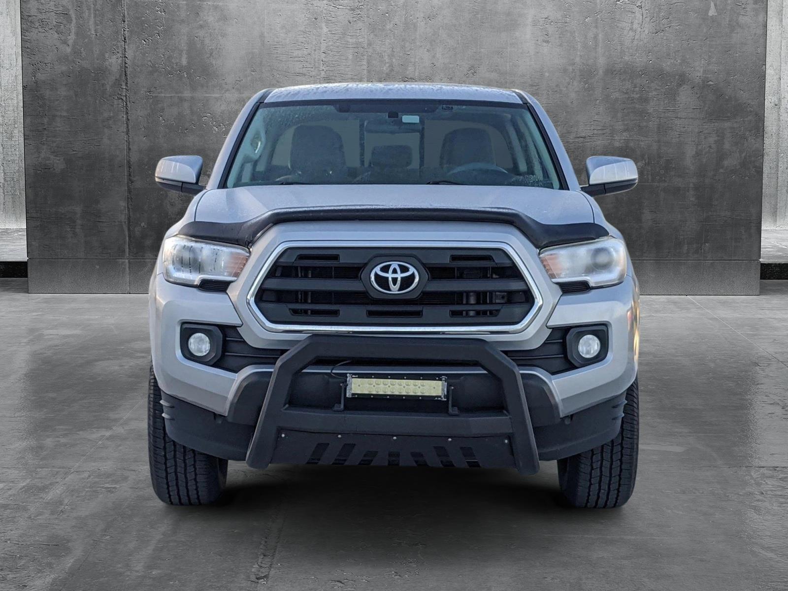 2017 Toyota Tacoma Vehicle Photo in Davie, FL 33331