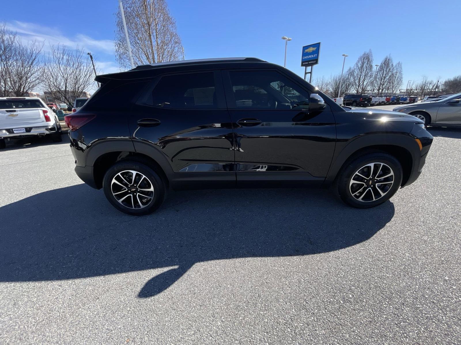 2025 Chevrolet Trailblazer Vehicle Photo in BENTONVILLE, AR 72712-4322