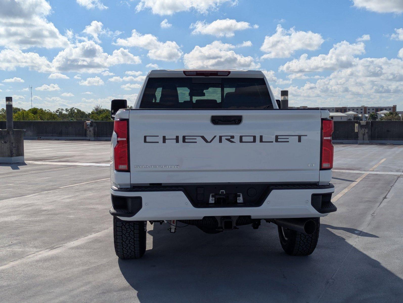 2025 Chevrolet Silverado 2500 HD Vehicle Photo in PEMBROKE PINES, FL 33024-6534