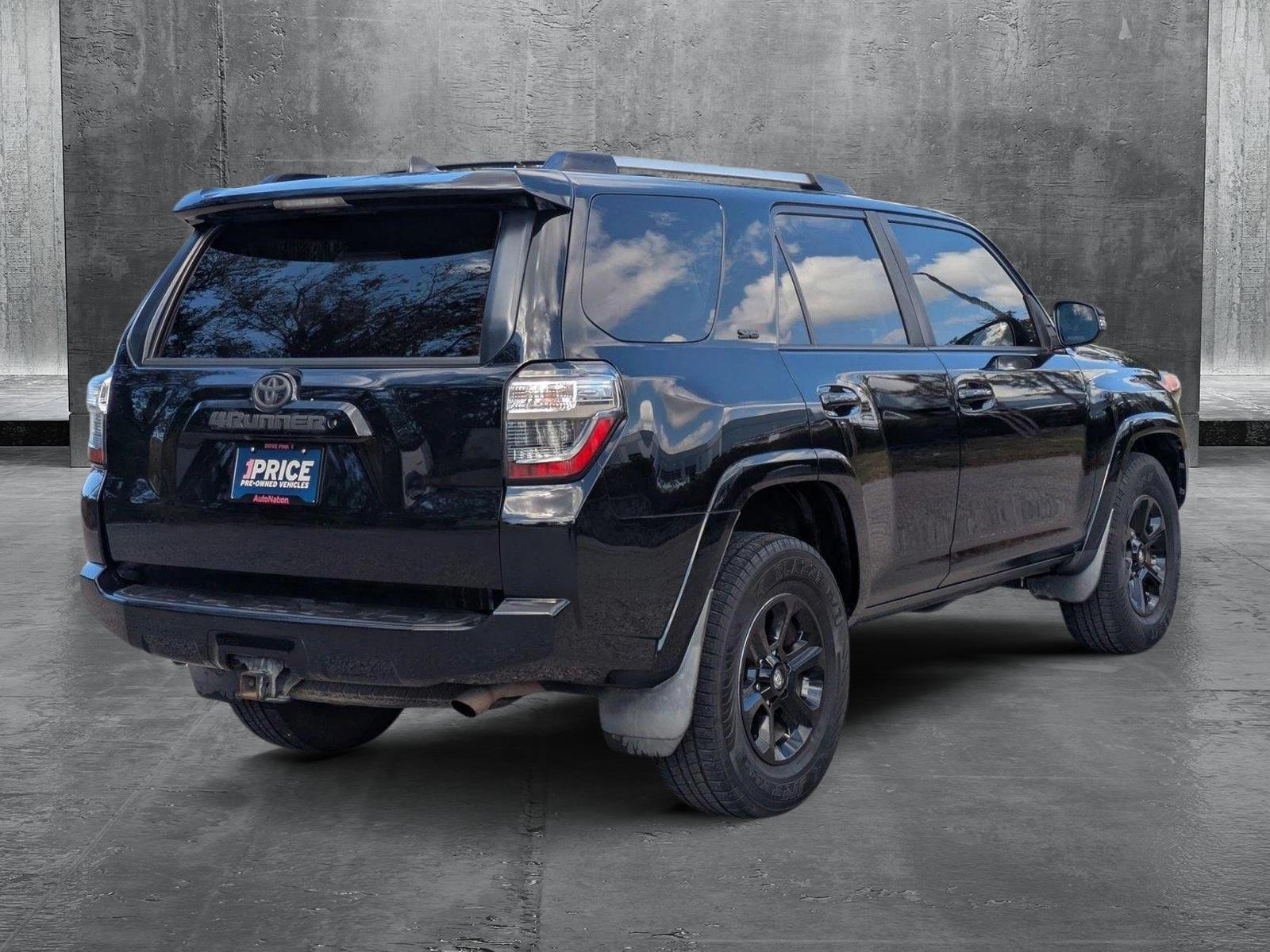 2019 Toyota 4Runner Vehicle Photo in Sarasota, FL 34231