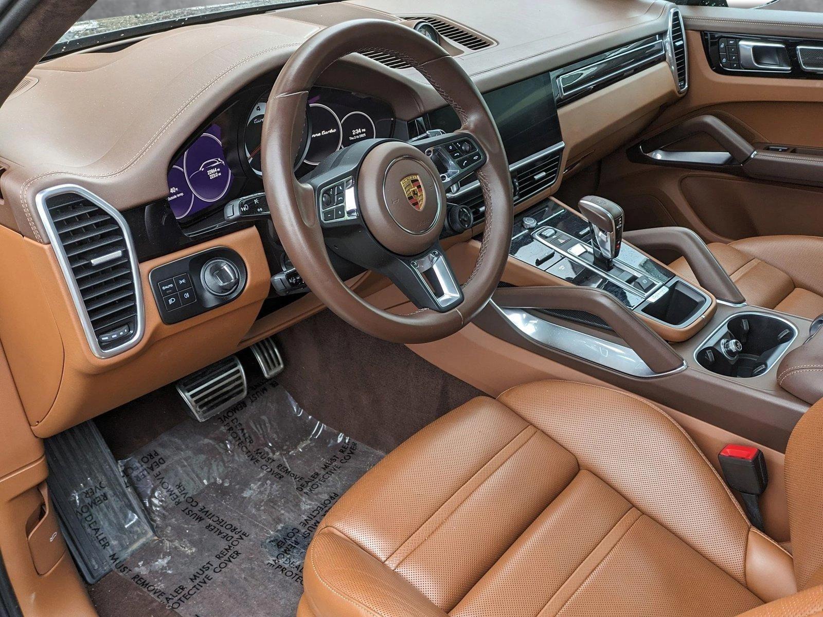 2023 Porsche Cayenne Vehicle Photo in Bethesda, MD 20852